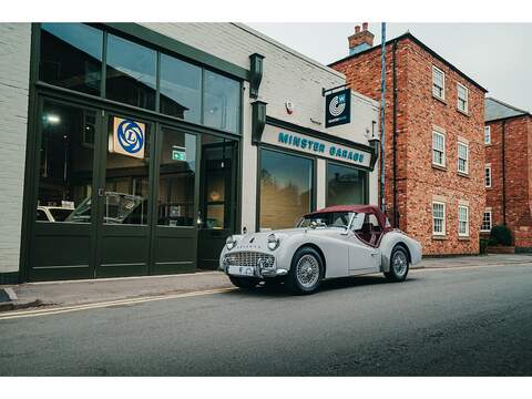  Convertible 2.0 Petrol