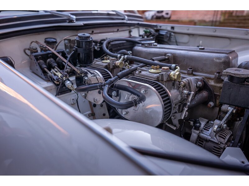 Triumph  Convertible 2.0 Petrol