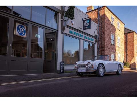  Convertible 2.0 Petrol