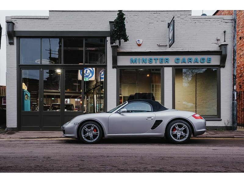 Porsche 2.7 987 Convertible 2dr Petrol Tiptronic (229 g/km, 240 bhp)