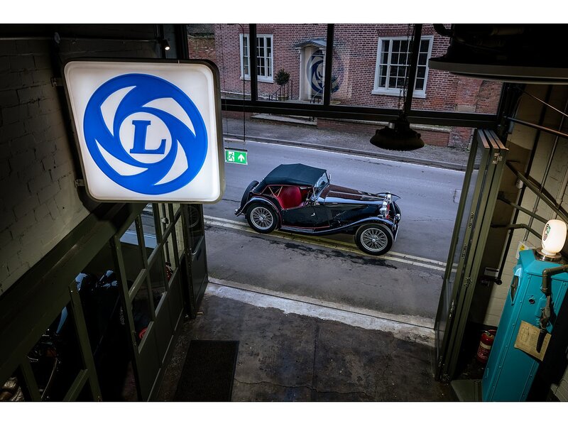 MG Open two-seater Convertible 1.25 Petrol