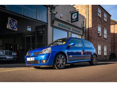 2.0 16v Renaultsport Hatchback 3dr Petrol Manual (194 g/km, 182 bhp)