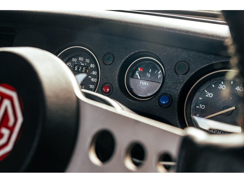 MG Roadster with Power-Steering