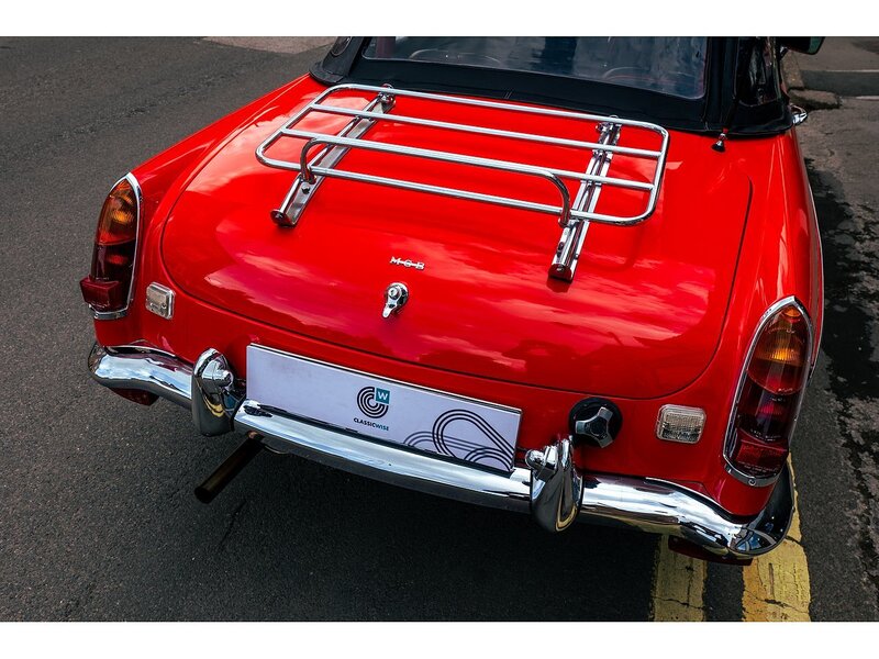 MG Roadster with Power-Steering