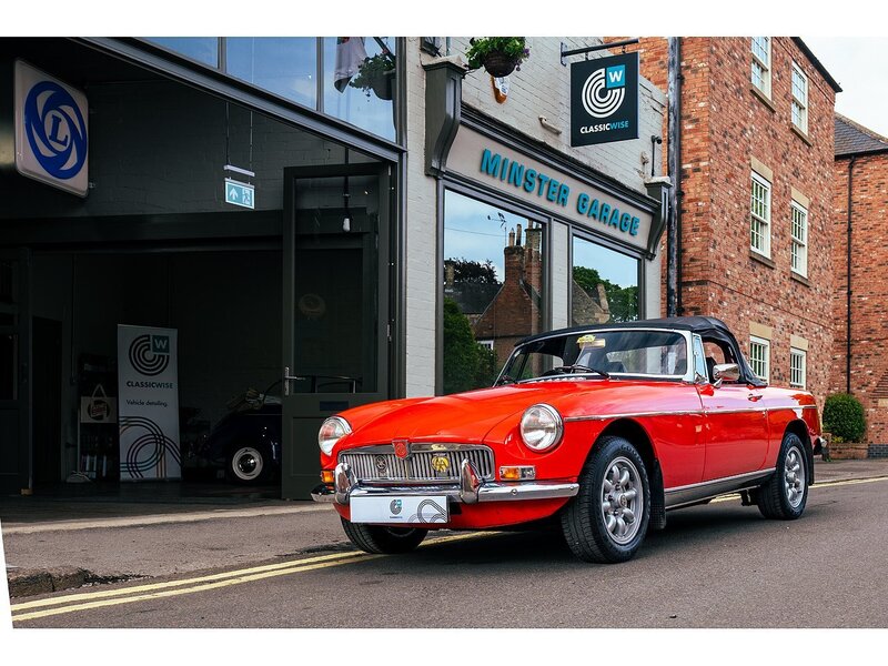 MG Roadster with Power-Steering