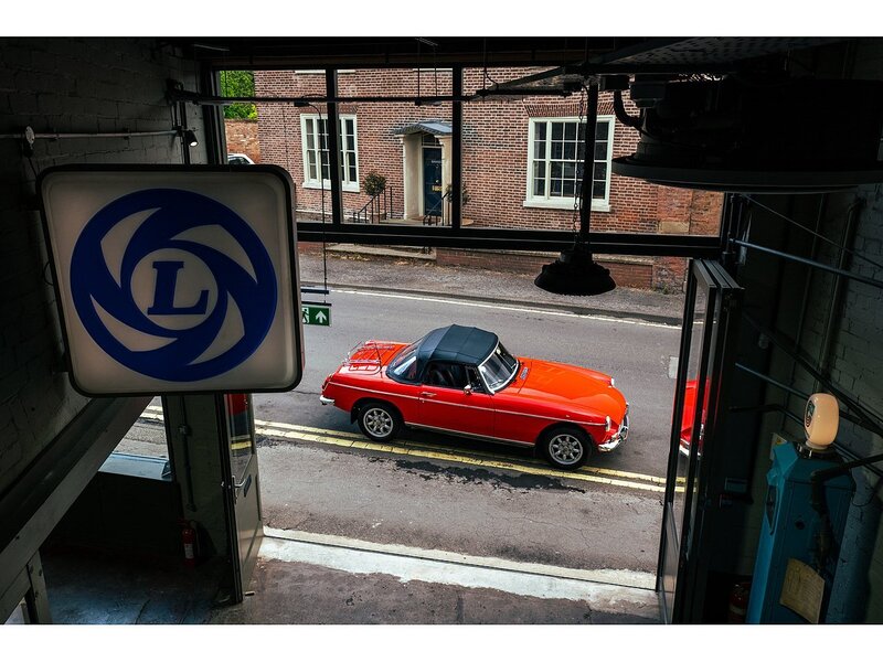 MG Roadster with Power-Steering