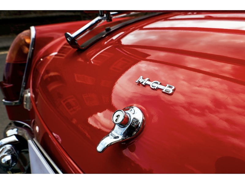 MG Roadster with Power-Steering