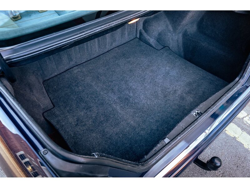 Mercedes-Benz E250 Saloon 2.5 Automatic Diesel