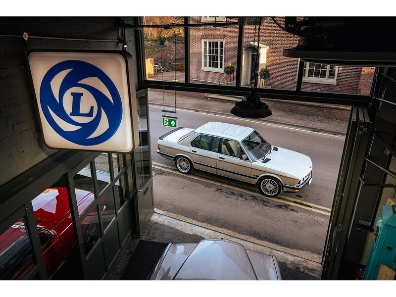 BMW 520i Saloon 2.0 Manual Petrol