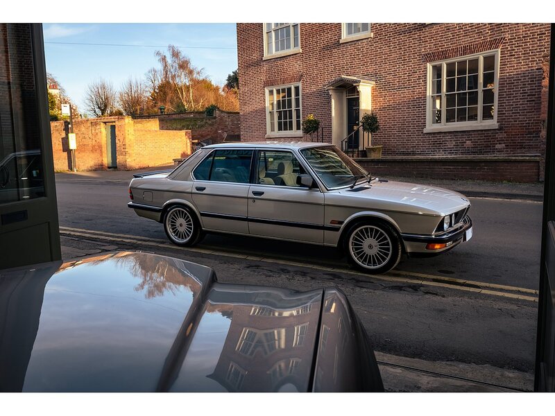 BMW 520i Saloon 2.0 Manual Petrol