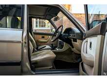 BMW 5 Series 520i Lux 