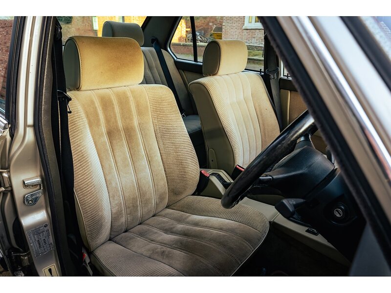 BMW 520i Saloon 2.0 Manual Petrol