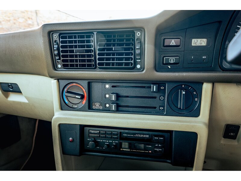 BMW 520i Saloon 2.0 Manual Petrol