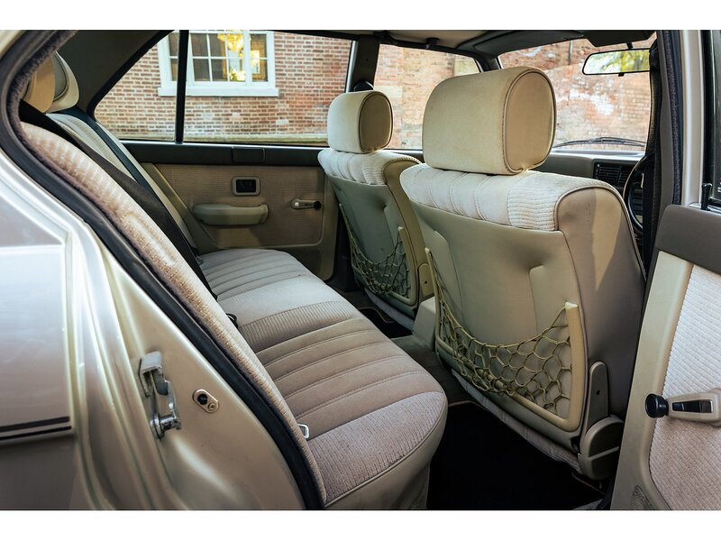 BMW 520i Saloon 2.0 Manual Petrol