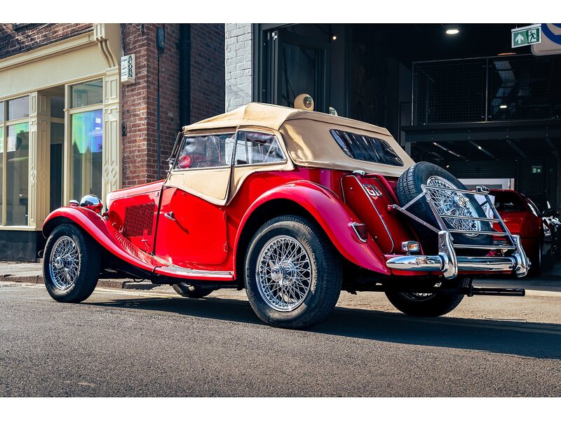 MG  Convertible 1.8 Petrol