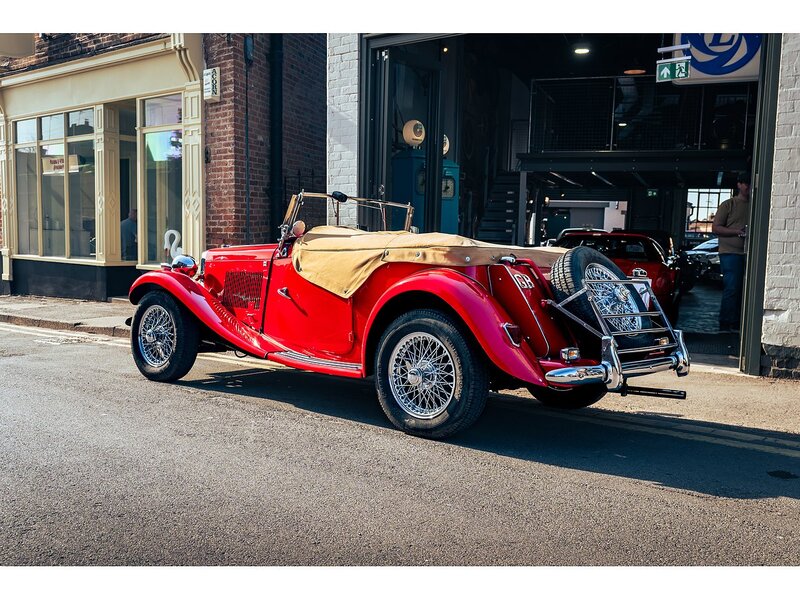 MG  Convertible 1.8 Petrol