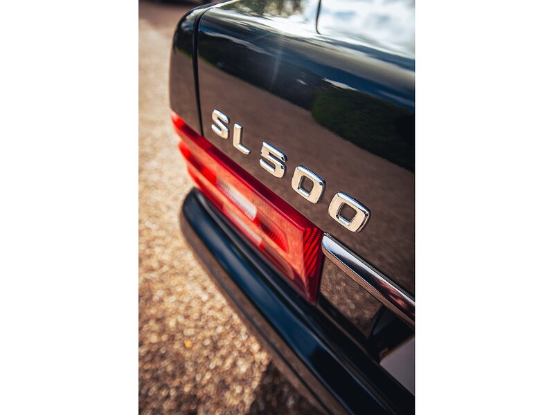 Mercedes-Benz 5.0 SL500 Convertible 2dr Petrol Automatic (340 g/km, 320 bhp)