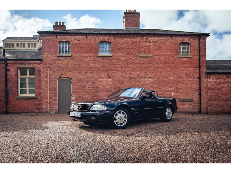Mercedes-Benz 5.0 SL500 Convertible 2dr Petrol Automatic (340 g/km, 320 bhp)