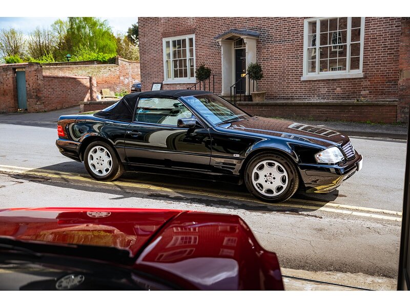 Mercedes-Benz 5.0 SL500 Convertible 2dr Petrol Automatic (340 g/km, 320 bhp)