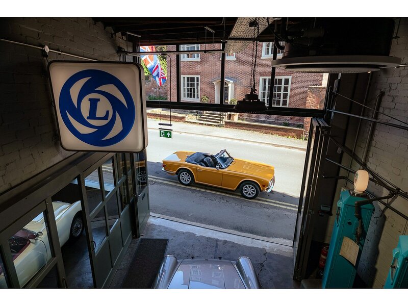 Triumph UK Supplied CP-Chassis