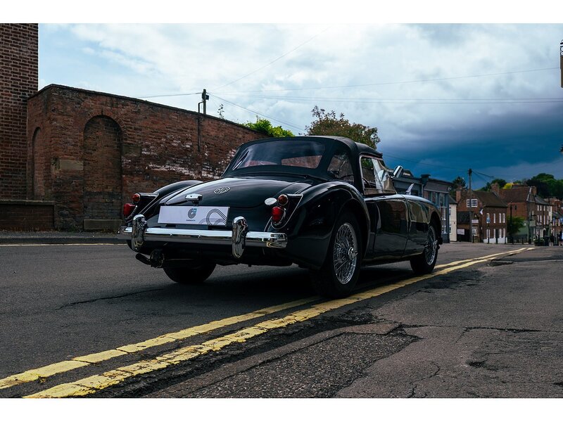 MG Nut and Bolt Restored // 1.8 B-Series Engine // 5-Speed Gearbox