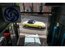 Jaguar E-Type Roadster 