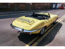 Jaguar E-Type Roadster 