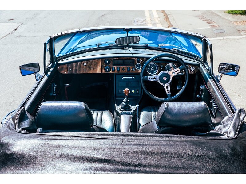 MG Roadster with Power-Steering