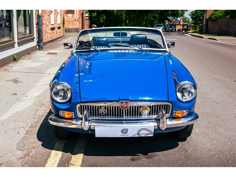 MG Roadster with Power-Steering