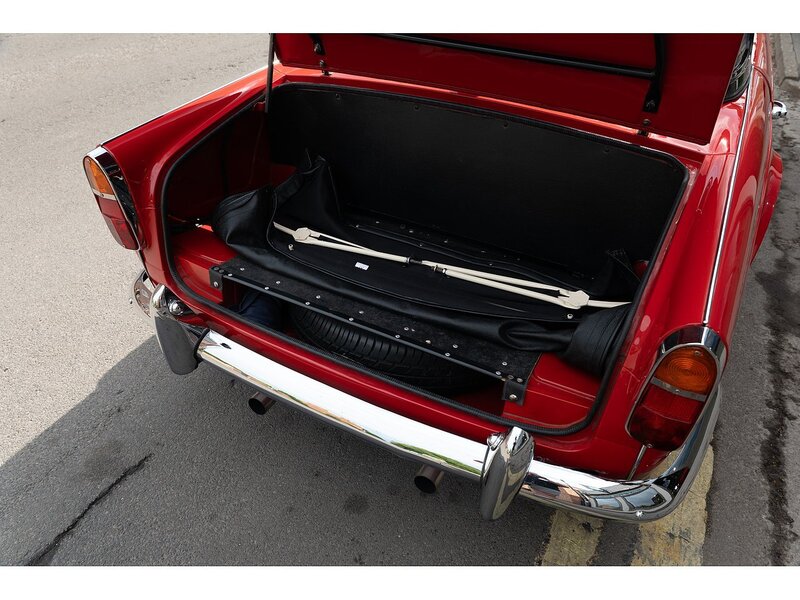 Triumph 3.9l V8 Conversion 5-Speed