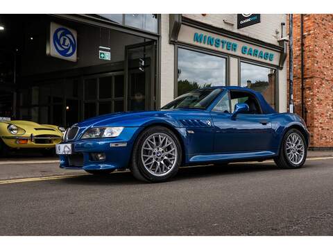 2.2i Sport Roadster // Manual