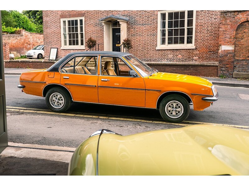 Vauxhall 2000 GLS Saloon