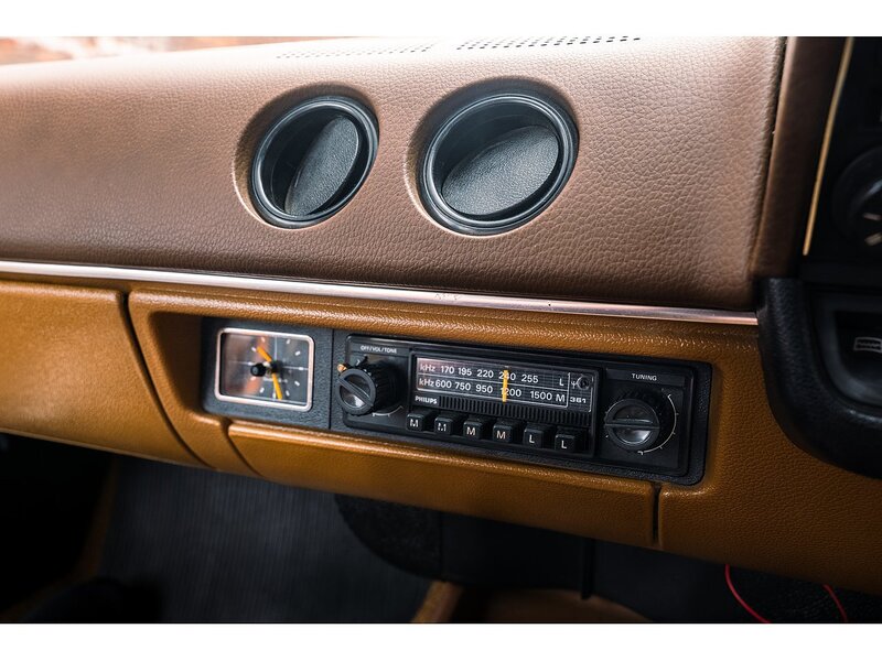 Vauxhall 2000 GLS Saloon