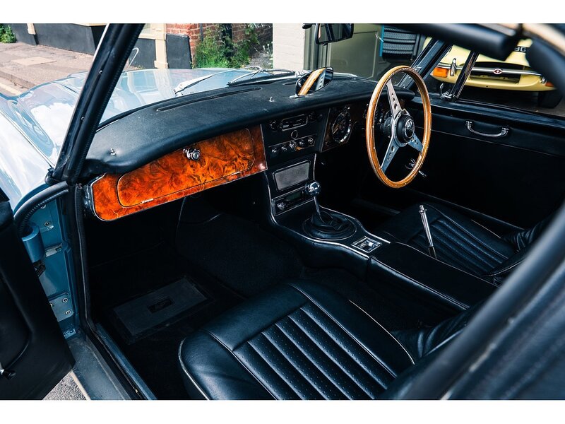 Austin Healey BJ8 // Fast-Road Specification