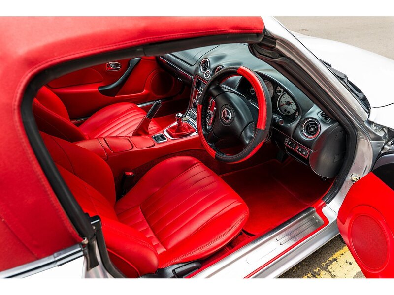 Mazda 1.8 Icon Convertible 2dr Petrol Manual (210 g/km, 146 bhp)