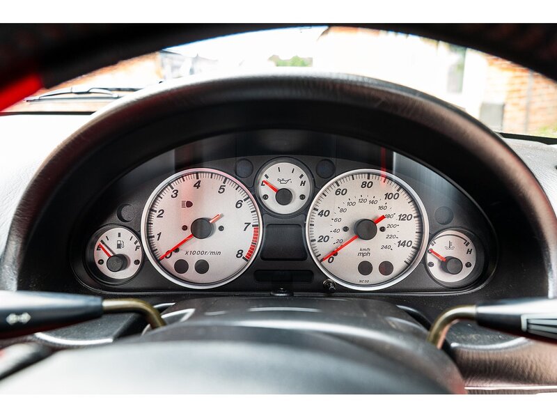 Mazda 1.8 Icon Convertible 2dr Petrol Manual (210 g/km, 146 bhp)