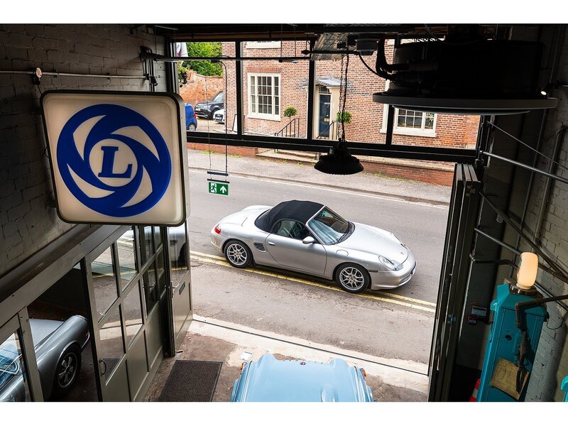 Porsche 2.7 986 Manual