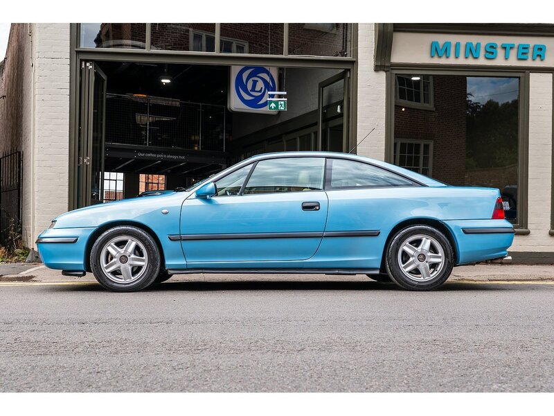 Vauxhall 2.0 SE6 Coupe // 1 of 55 