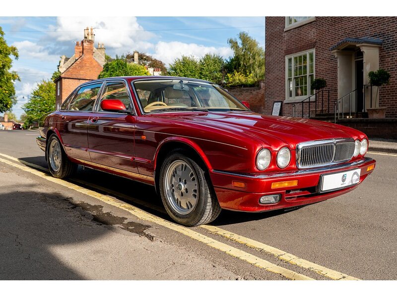 Jaguar  Saloon 3.2 Automatic Petrol