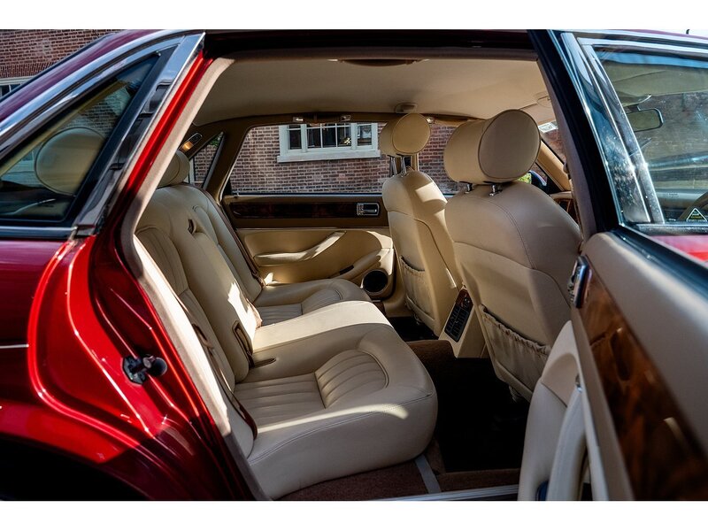 Jaguar  Saloon 3.2 Automatic Petrol