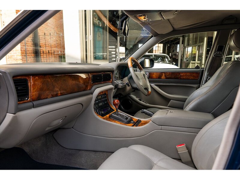 Jaguar 3.2 Executive