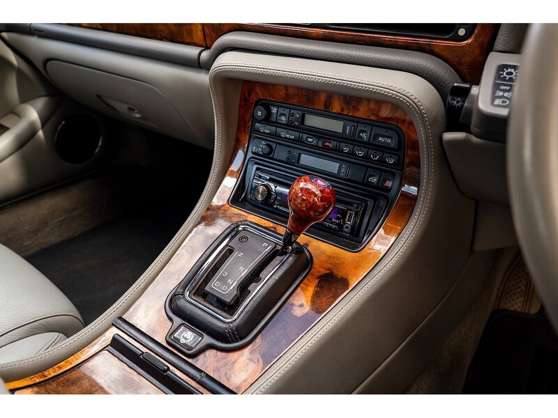 Jaguar 3.2 Executive