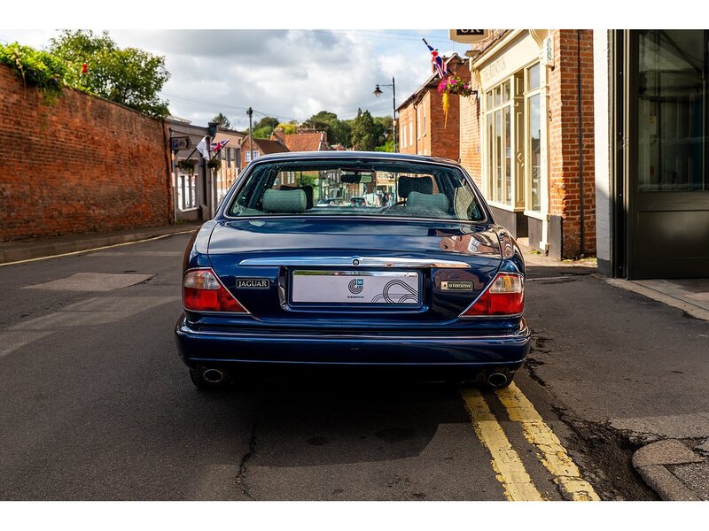 Jaguar 3.2 Executive