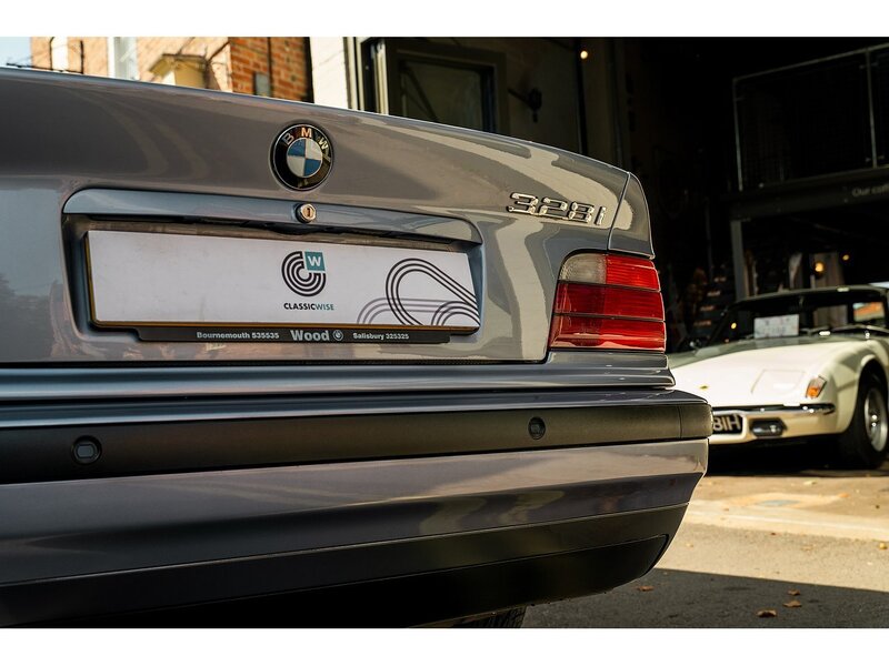 BMW 328i Manual Coupe