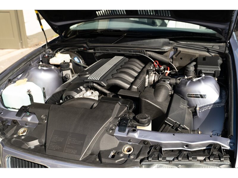 BMW 328i Manual Coupe