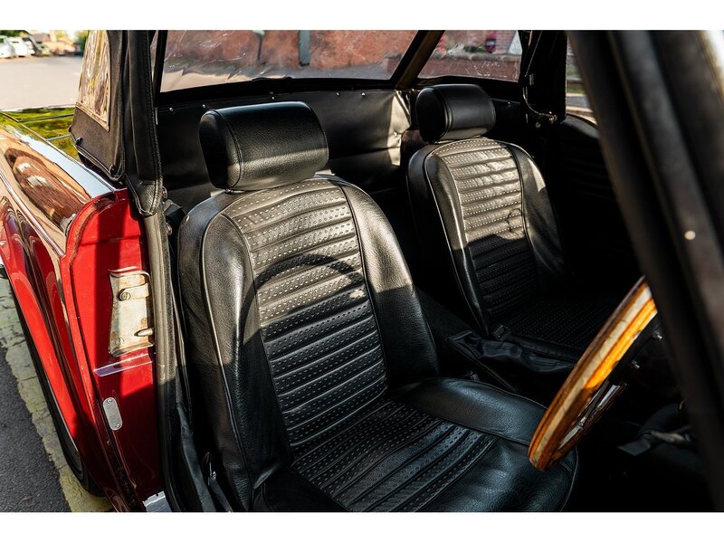 Triumph CP-Chassis // Triple Weber Conversion