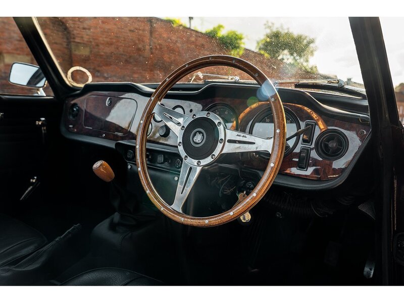 Triumph CP-Chassis // Triple Weber Conversion