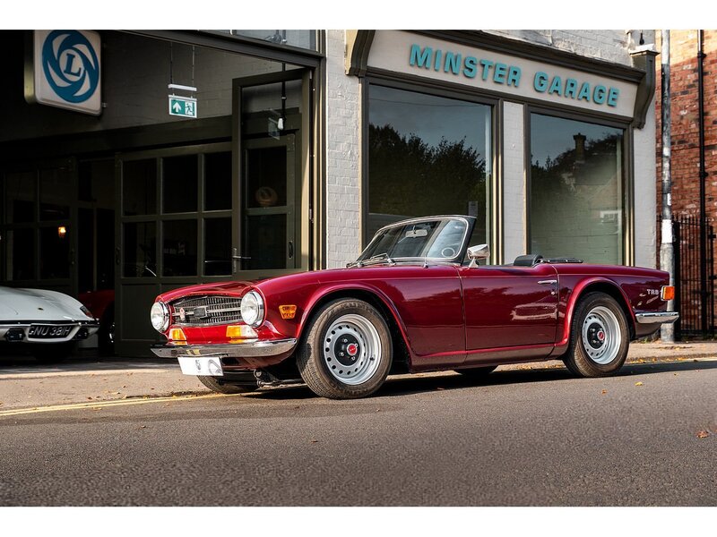 Triumph CP-Chassis // Triple Weber Conversion