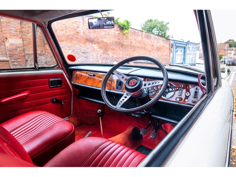 MG MG 1300 Mk2 2 door saloon 