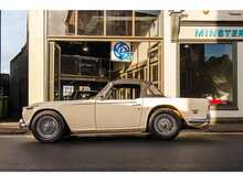 Triumph TR5 PI  